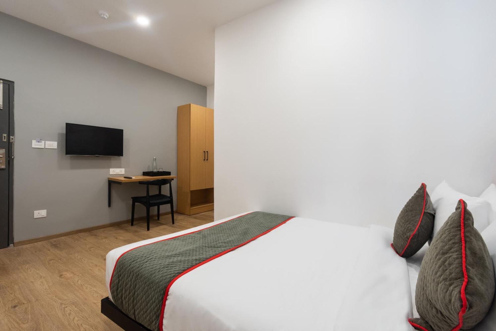 Townhouse Hotel Mannat International Calcutta Buitenkant foto